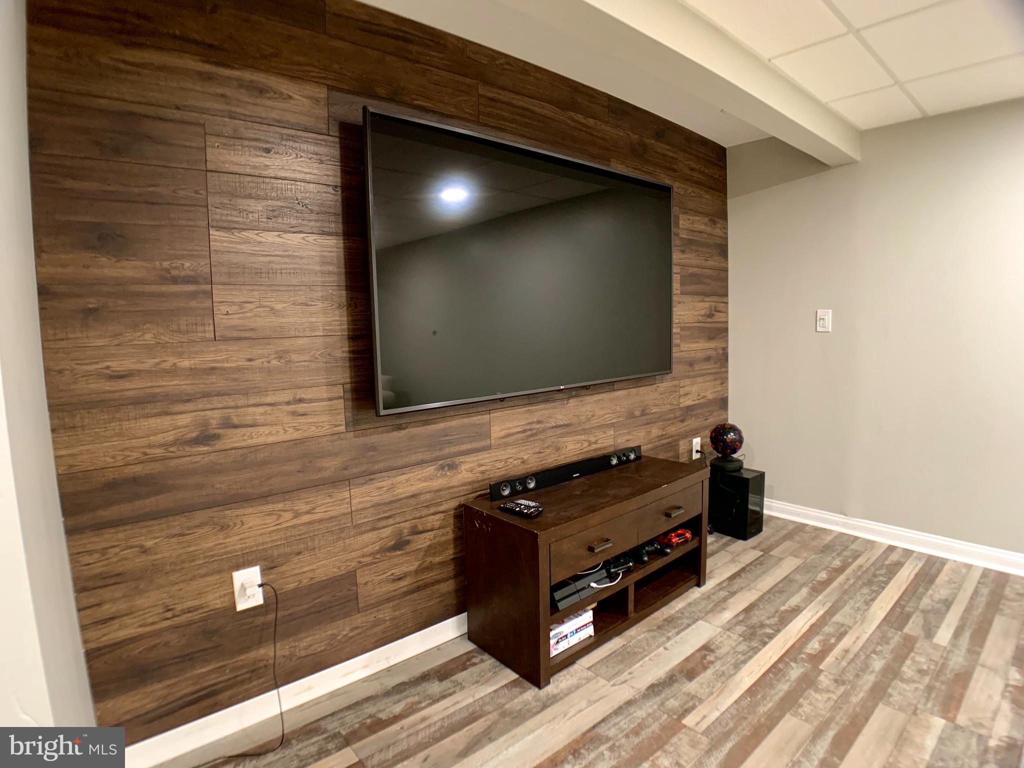 7807 Hooes Road Springfield, VA 22152 - Photo 41 of 61 Gallery Image 41