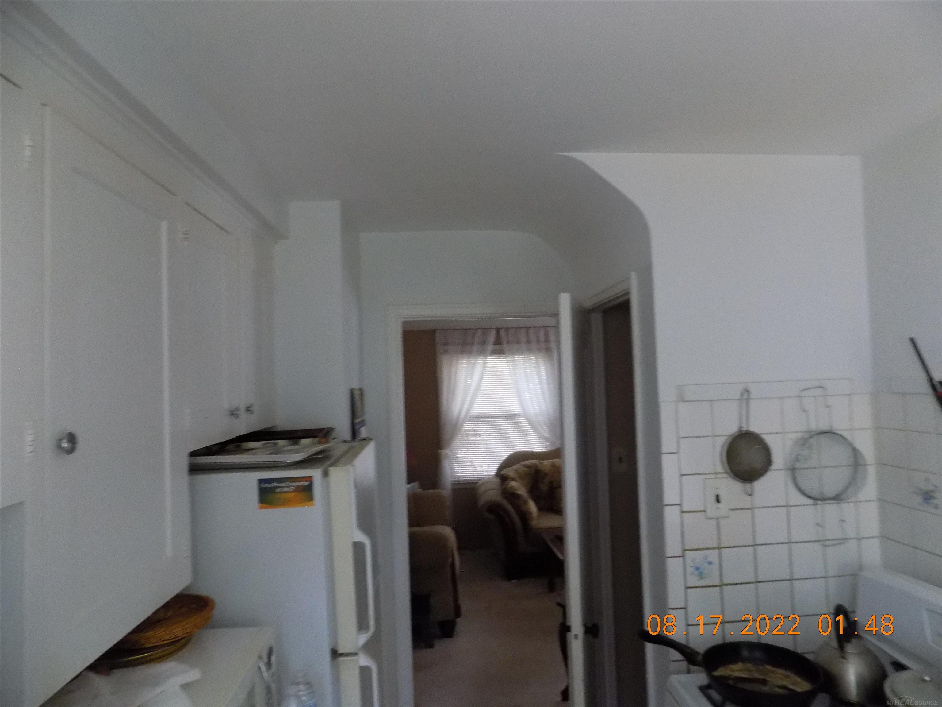 17140 Sioux Street Detroit, MI 48224 - Photo 3 of 19