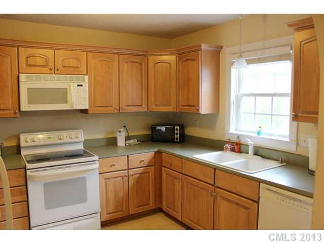 205 Absher Road Bessemer City, NC 28016 - Photo 3 of 10