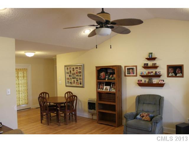 205 Absher Road Bessemer City, NC 28016 - Photo 5 of 10