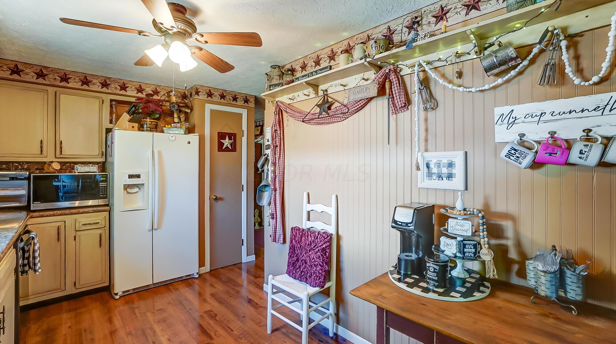 5429 West Ridgewood Road Springfield, OH 45503 - Photo 12 of 36 011