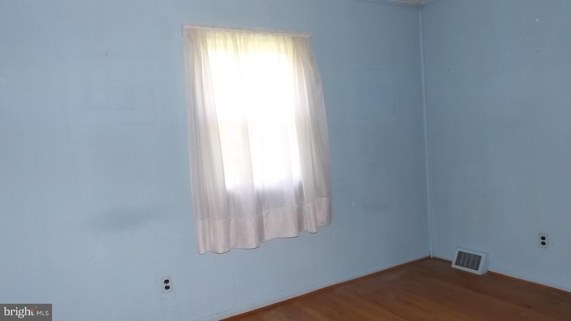 1522 Daytona Road Baltimore, MD 21234 - Photo 6 of 8 Bedroom