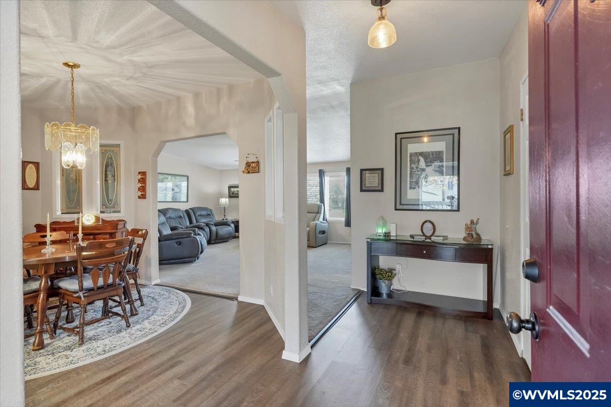 36062 Providence School Road Lebanon, OR 97355 - Photo 11 of 49 Gallery Image 11