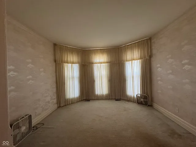 $200,000 | 511 West Sycamore Street, Kokomo, IN 46901