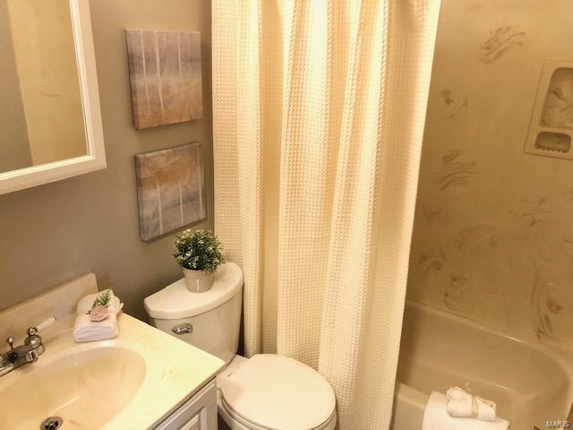12621 Big Bend Road St. Louis, MO 63122 - Photo 8 of 25 Gallery Image 8
