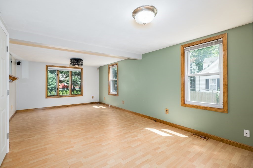 21 Miles Road Tewksbury, MA 01876 - Photo 9 of 27 Gallery Image 9
