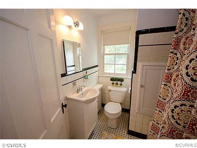 5219 Sylvan Road Richmond, VA 23225 - Photo 14 of 21 Bathroom
