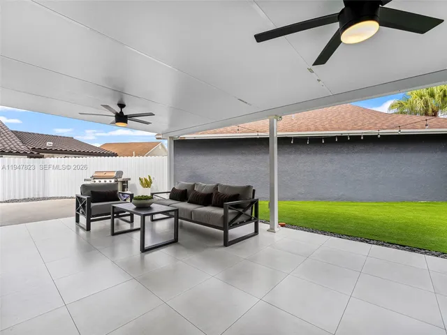 a view of a terrace with sky view