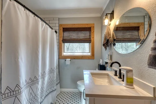 $399,900 | 124 Cold Branch Lane, Hayesville, NC 28904