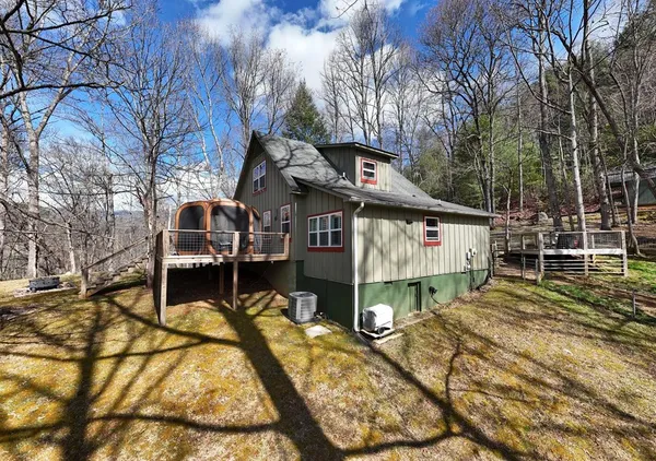 $399,900 | 124 Cold Branch Lane, Hayesville, NC 28904