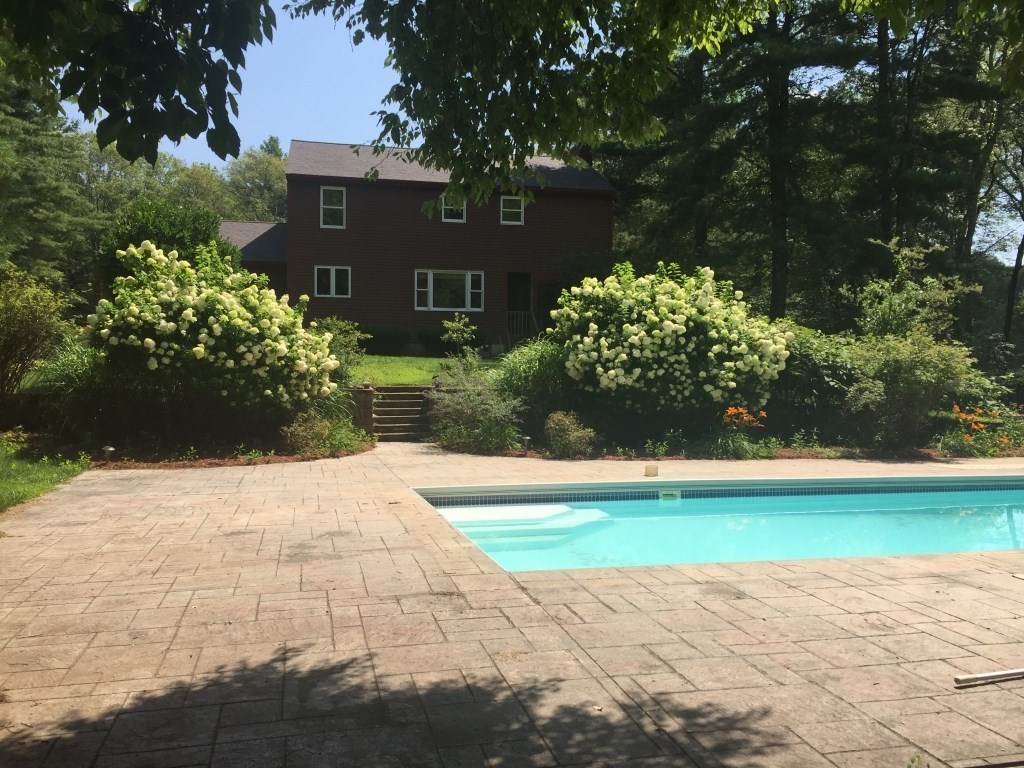 27 Ide Road Glocester, RI 02857 - Photo 5 of 27