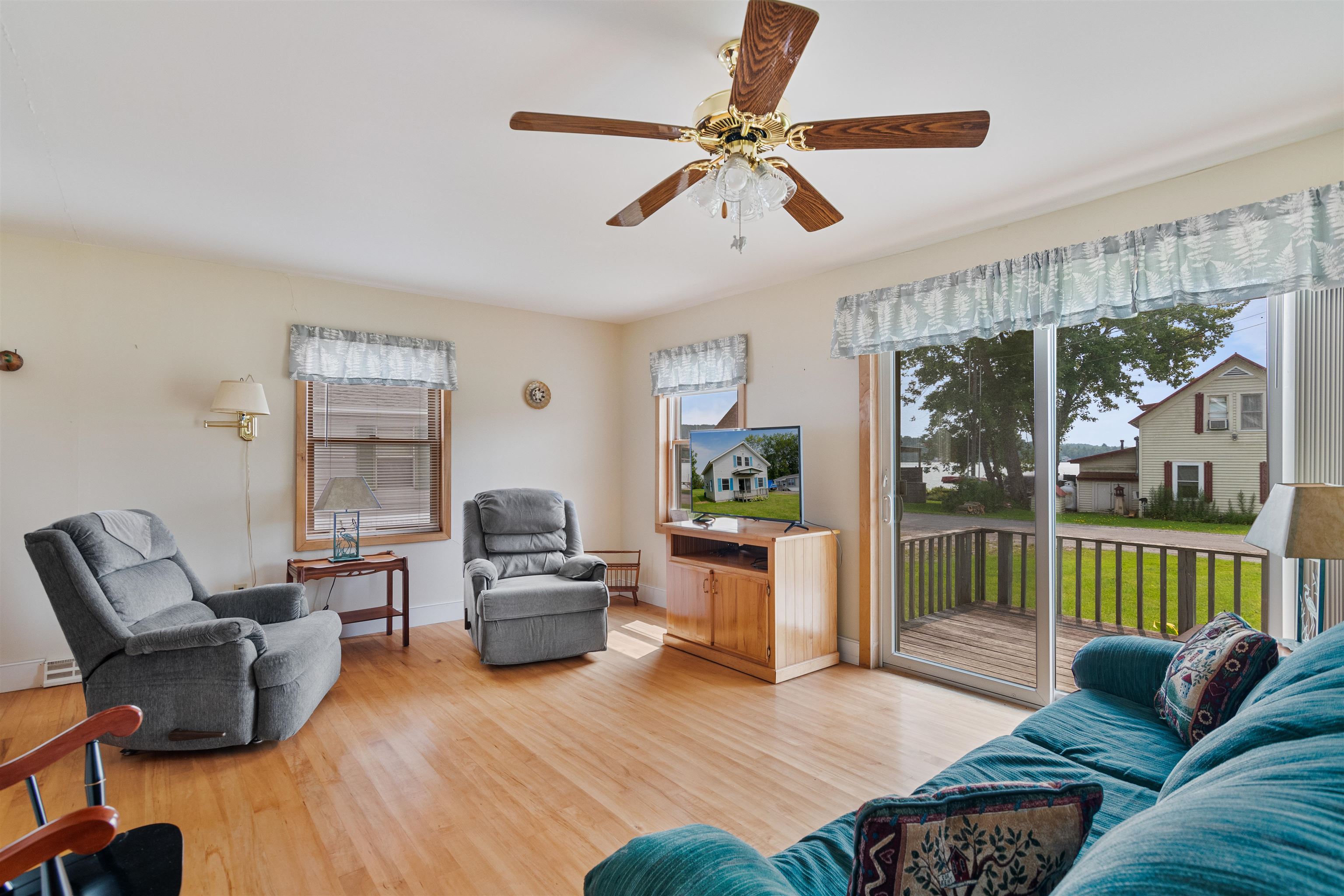 55 Dewing Road Franklin, VT 05457 - Photo 19 of 40