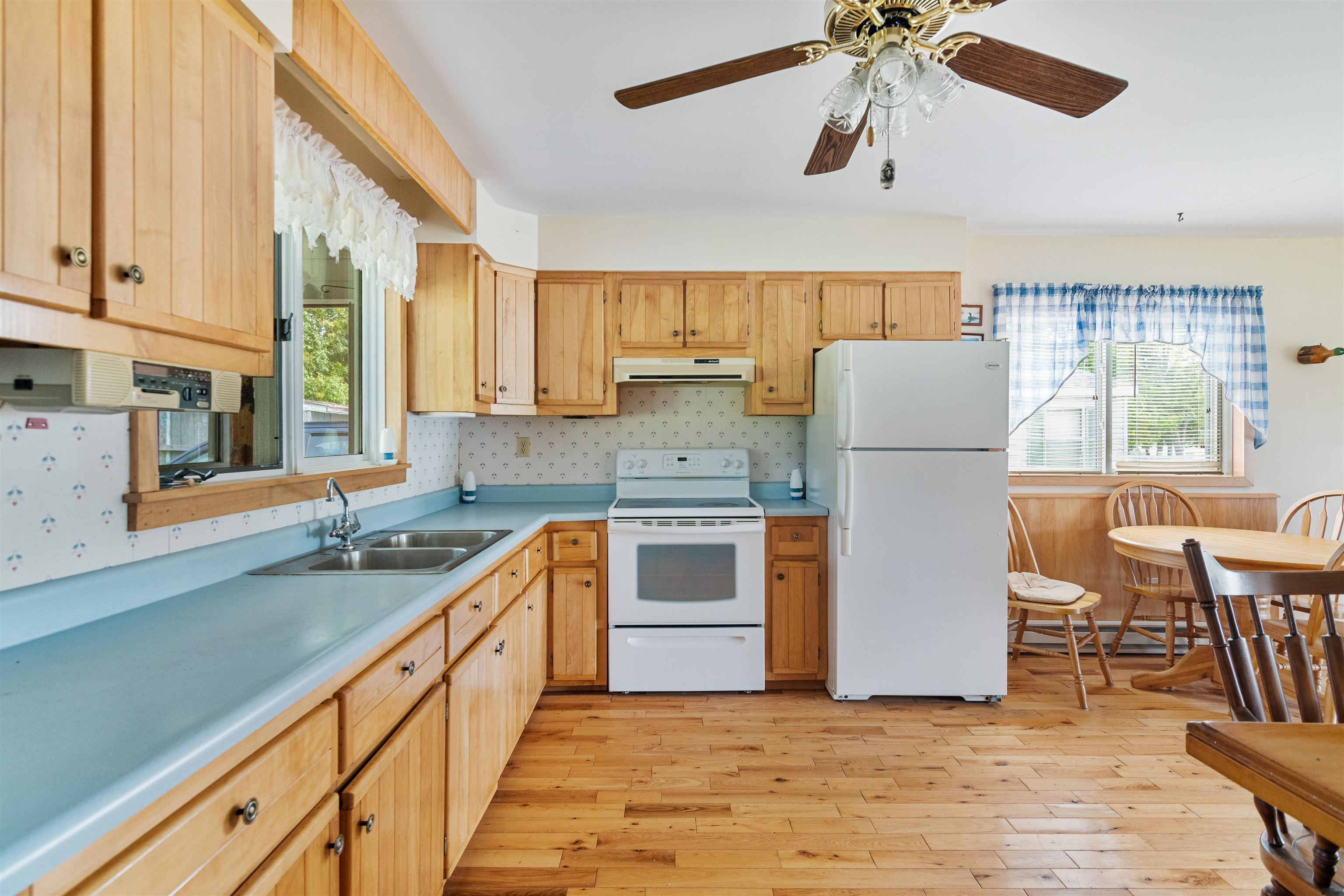 55 Dewing Road Franklin, VT 05457 - Photo 8 of 40