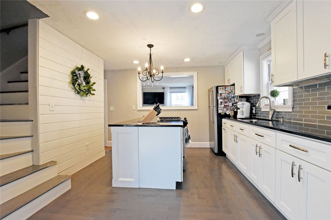 160 Woodhaven Road Pawtucket, RI 02861 - Photo 15 of 40 Gallery Image 15