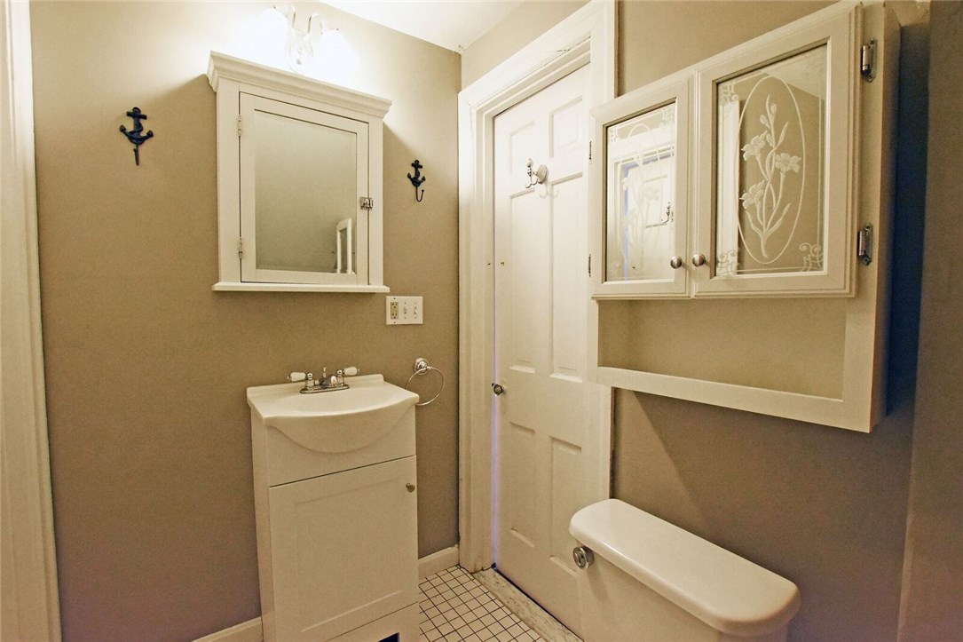 160 Woodhaven Road Pawtucket, RI 02861 - Photo 37 of 40 Gallery Image 37