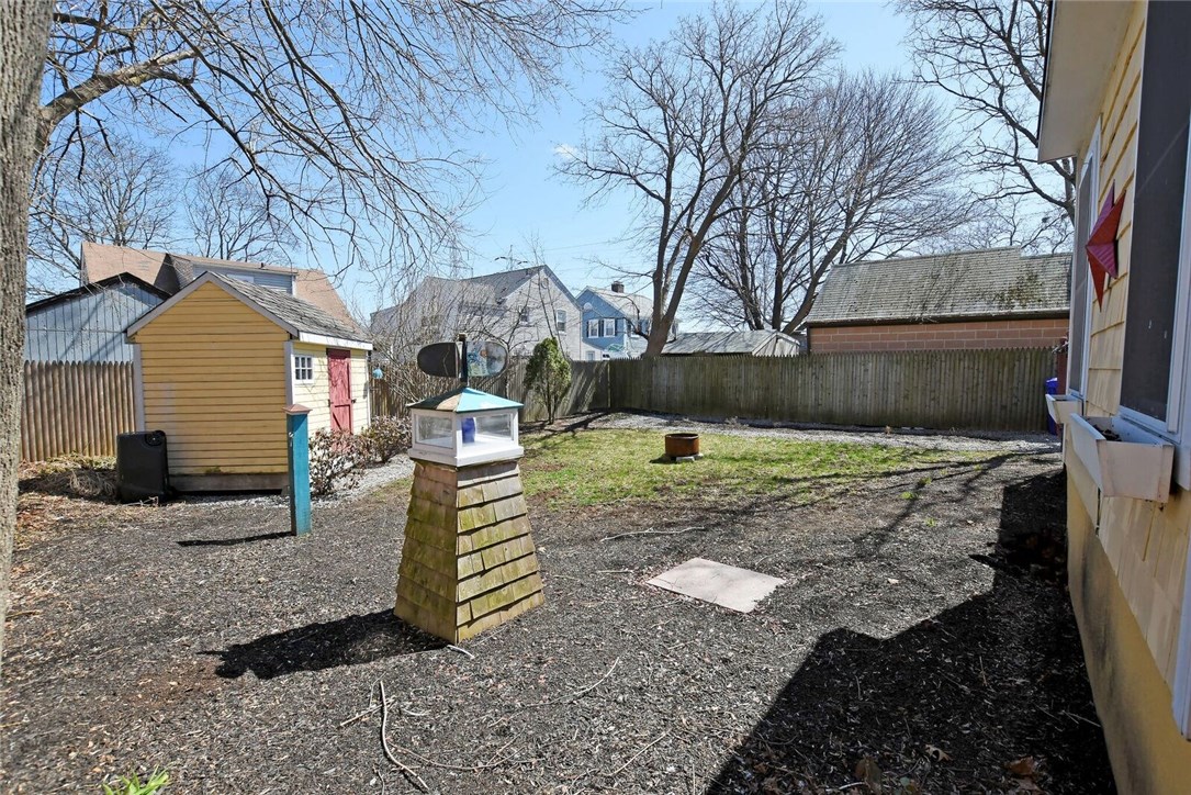 160 Woodhaven Road Pawtucket, RI 02861 - Photo 39 of 40 Gallery Image 39