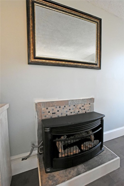 160 Woodhaven Road Pawtucket, RI 02861 - Photo 9 of 40 Gallery Image 9