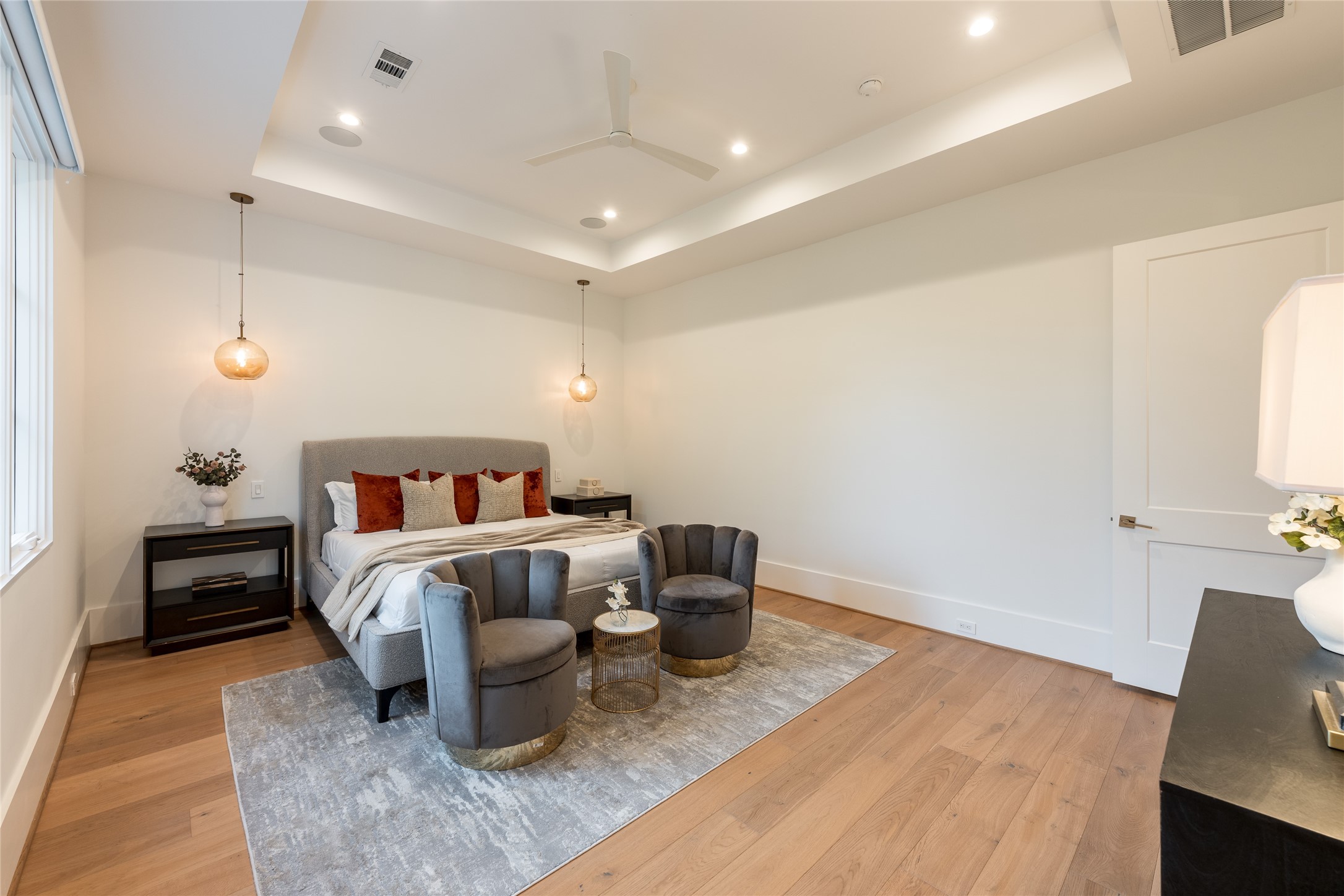 2817 Albans Road Houston, TX 77005 - Photo 32 of 49