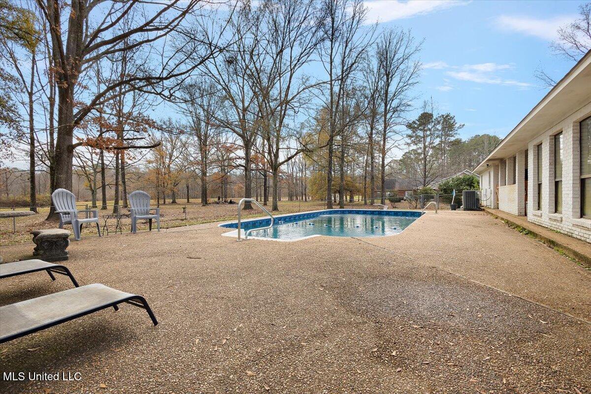 561 North Spring Lake Circle Terry, MS 39170 - Photo 32 of 45 32-HTP_6682