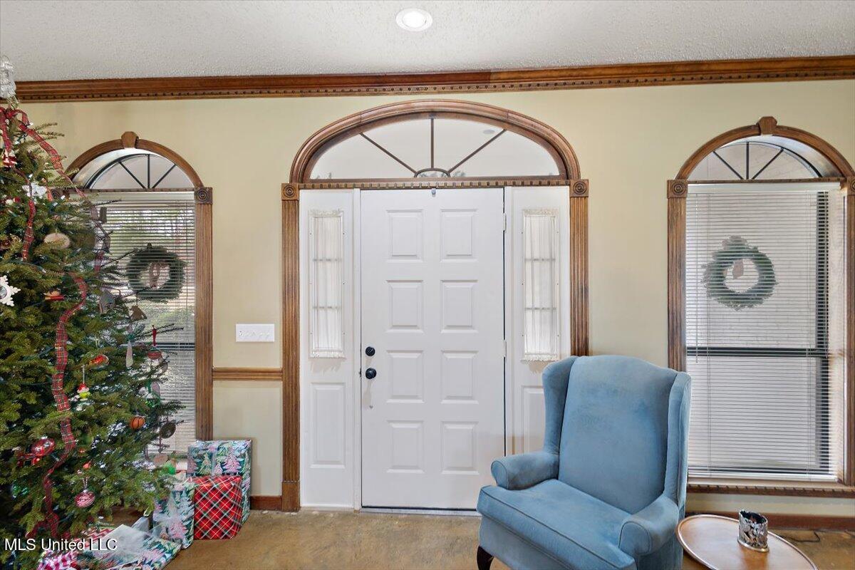 561 North Spring Lake Circle Terry, MS 39170 - Photo 5 of 45 05-HTP_6597