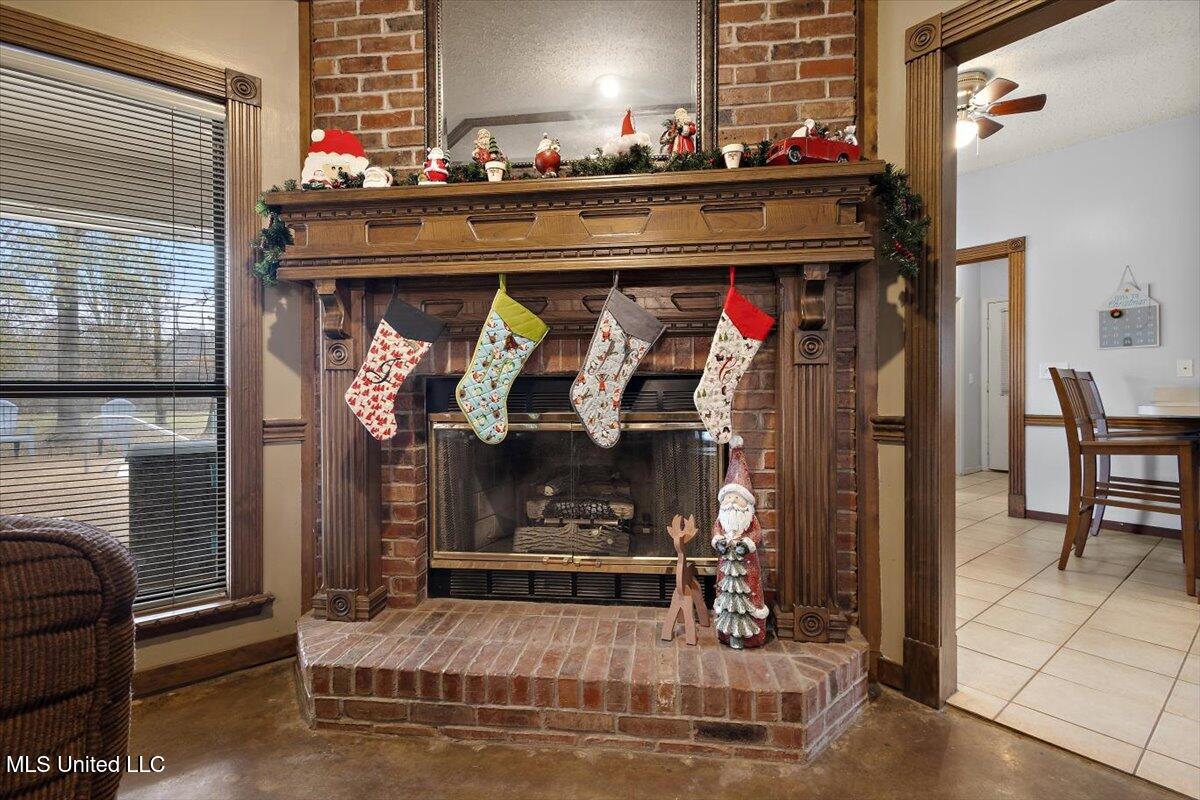 561 North Spring Lake Circle Terry, MS 39170 - Photo 9 of 45 09-HTP_6607