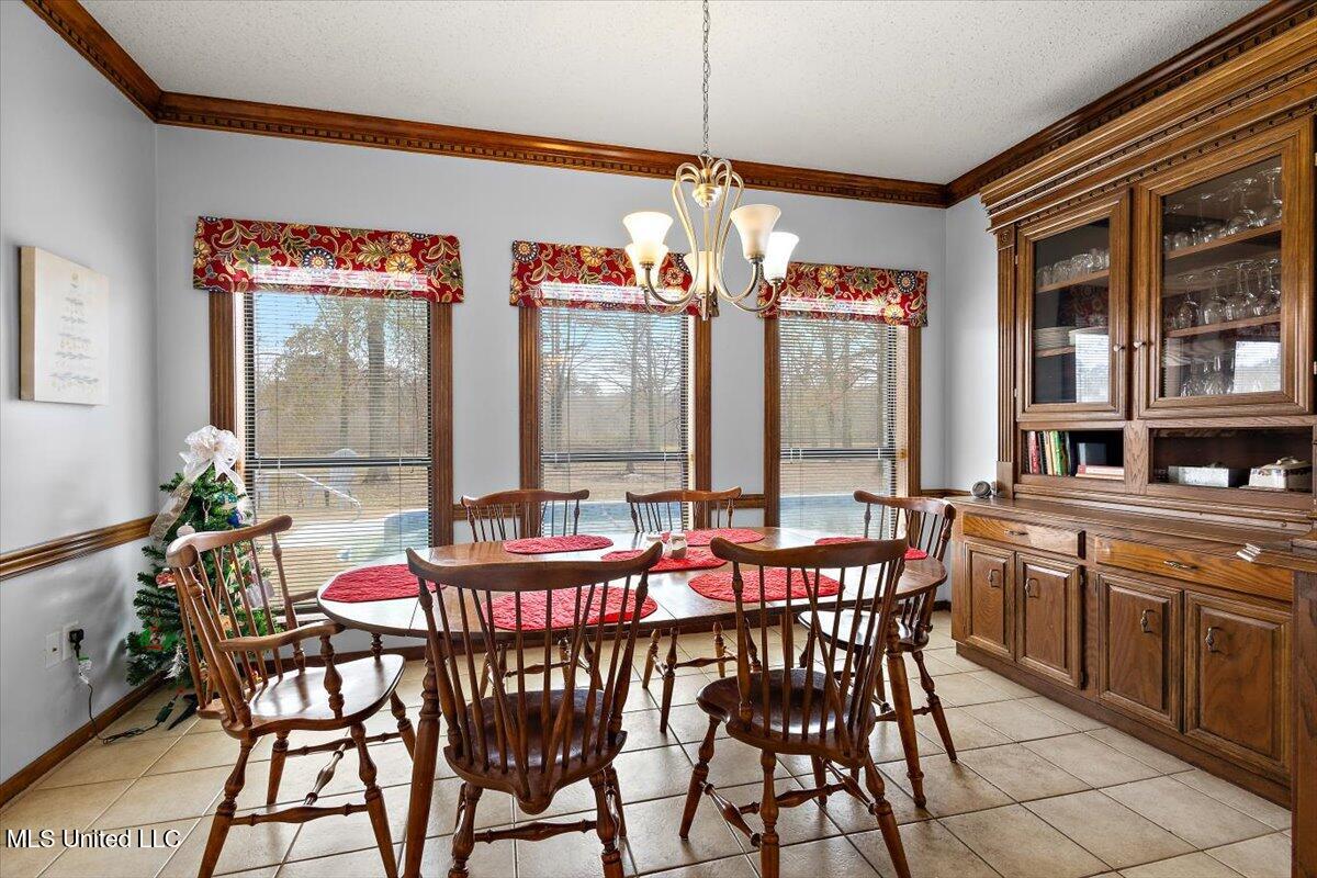 561 North Spring Lake Circle Terry, MS 39170 - Photo 10 of 45 10-HTP_6612