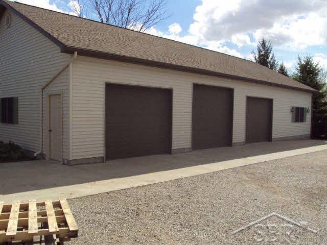7080 West Freeland Road Freeland, MI 48623 - Photo 4 of 5 20037160-3.JPG