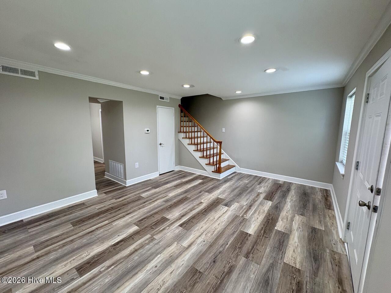 2846 Walton Way, Unit 7 Augusta, GA 30909 - Photo 9 of 25 Living 2