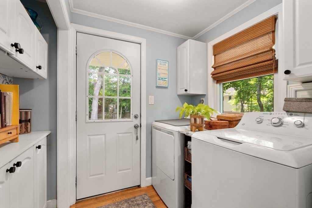 3 Berkeley Road Wellesley, MA 02482 - Photo 14 of 34