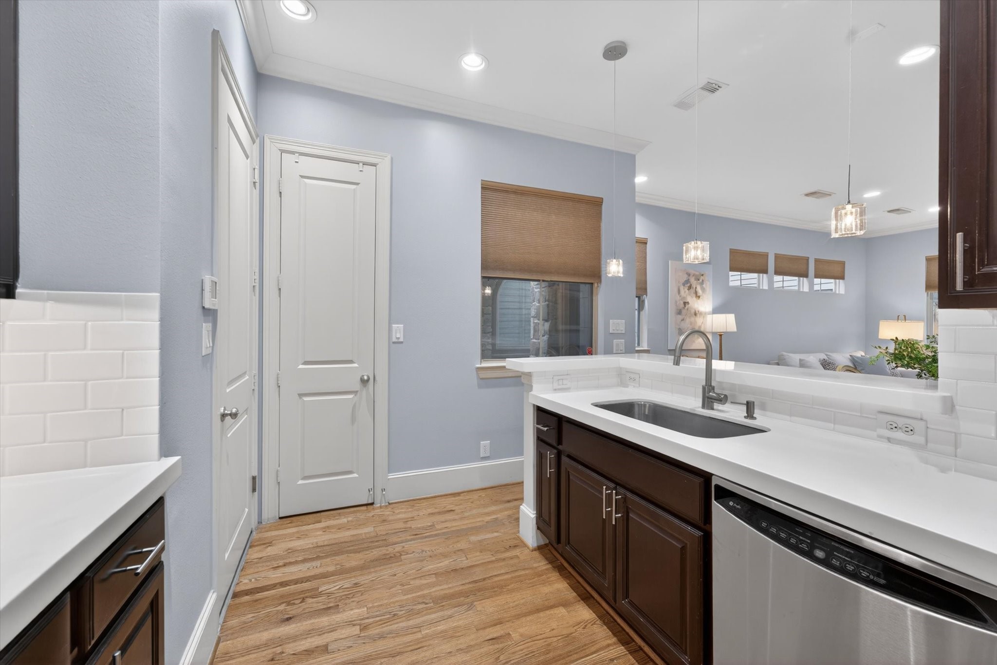931 West 23rd Street, Unit I Houston, TX 77008 - Photo 13 of 42