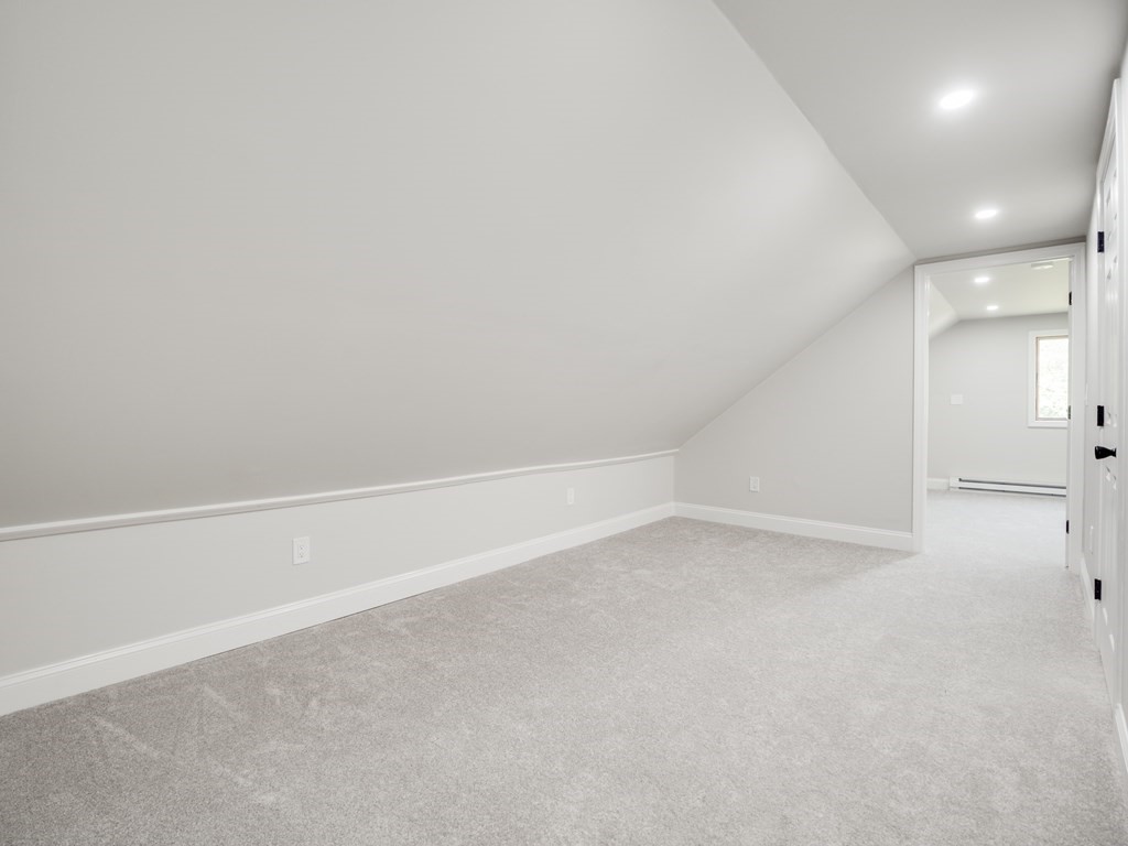 100 Red Gate Road Tyngsboro, MA 01879 - Photo 20 of 42 Gallery Image 20