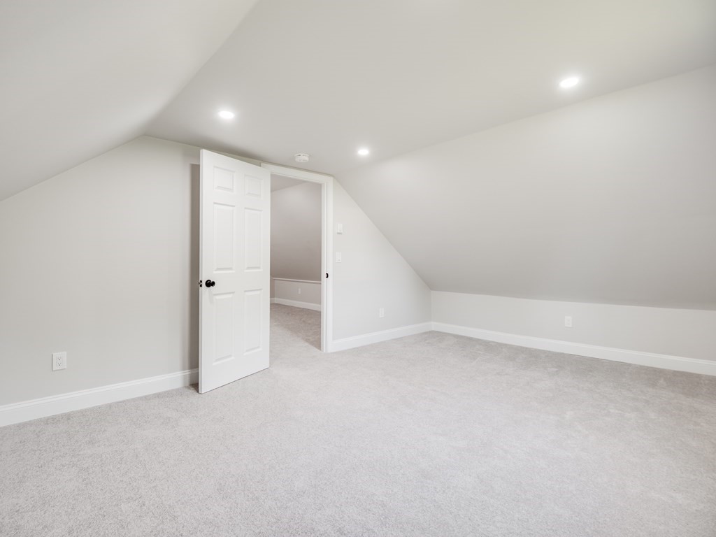 100 Red Gate Road Tyngsboro, MA 01879 - Photo 22 of 42 Gallery Image 22