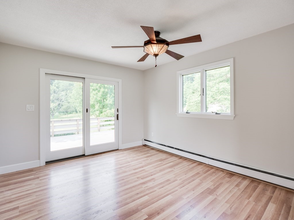 100 Red Gate Road Tyngsboro, MA 01879 - Photo 28 of 42 Gallery Image 28