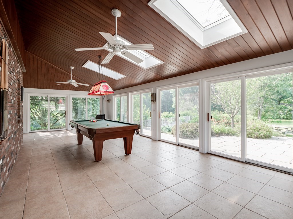 100 Red Gate Road Tyngsboro, MA 01879 - Photo 30 of 42 Gallery Image 30