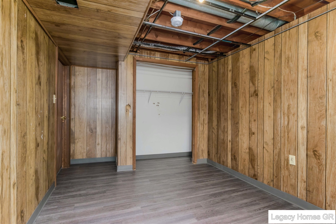5890 Ridgebrook Drive, Unit 5892 Grand Rapids, MI 49508 - Photo 17 of 38