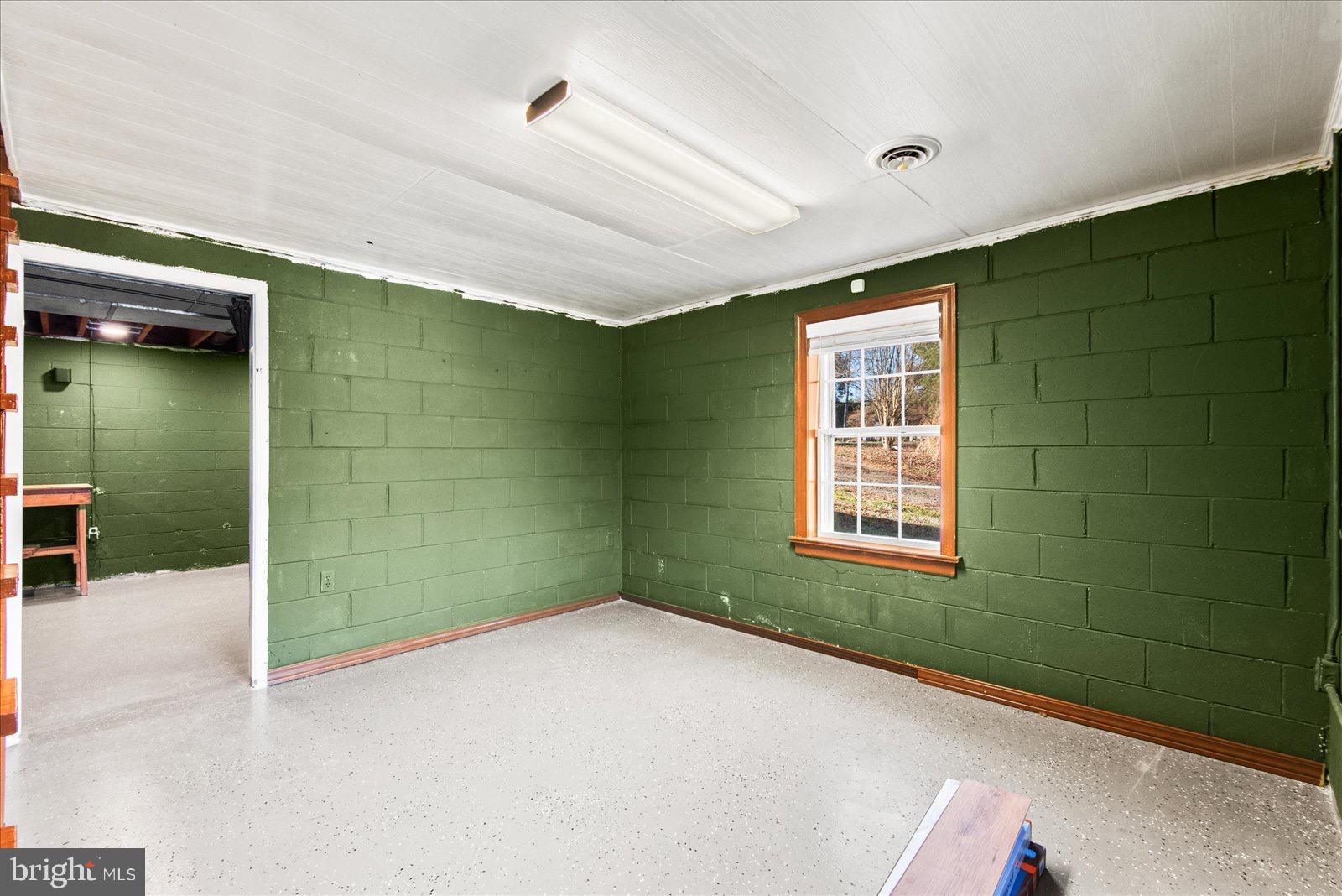 115 Oak Ridge Street Bowling Green, VA 22427 - Photo 19 of 40