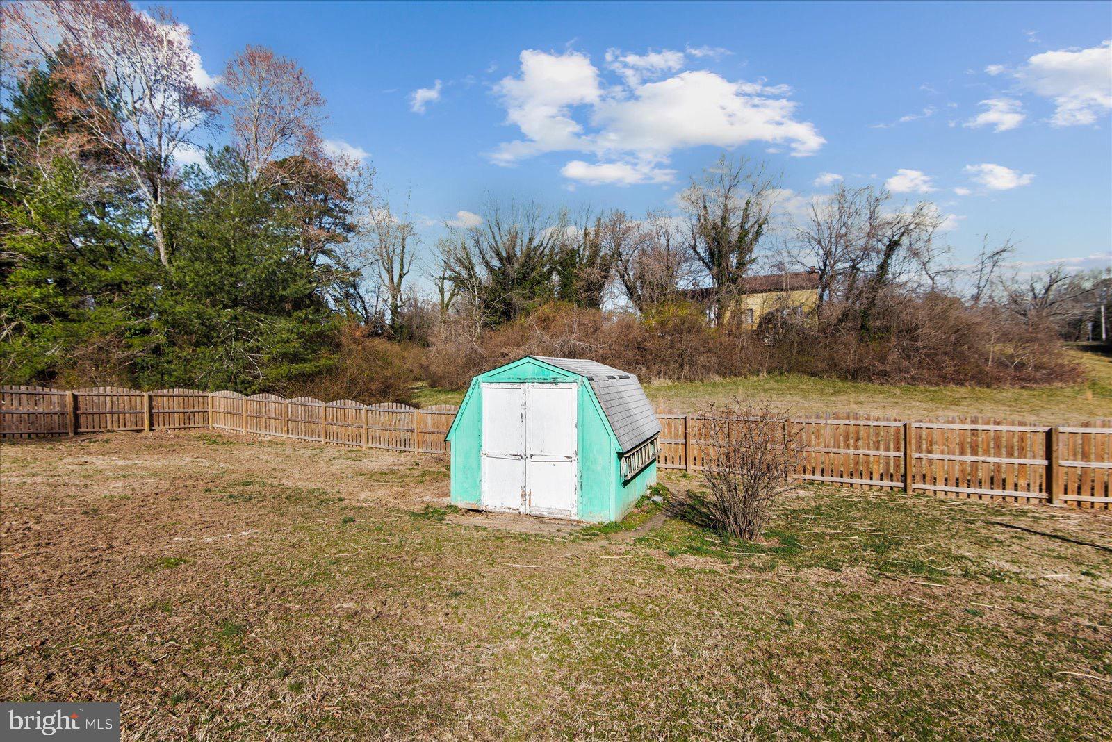 115 Oak Ridge Street Bowling Green, VA 22427 - Photo 31 of 40