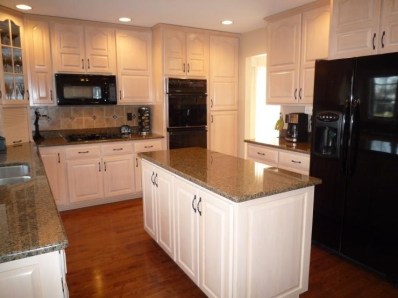 9003 Liable Road Highland, IN 46322 - Photo 5 of 10 398x298