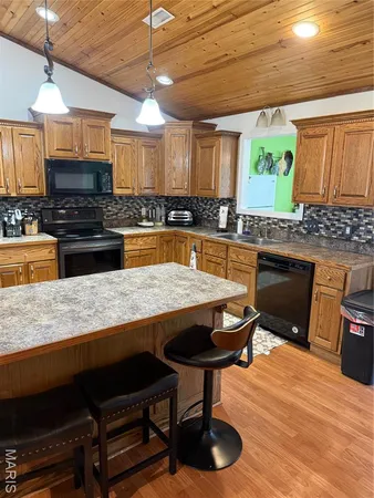 $235,900 | 296 Ripley Route, Doniphan, MO 63935