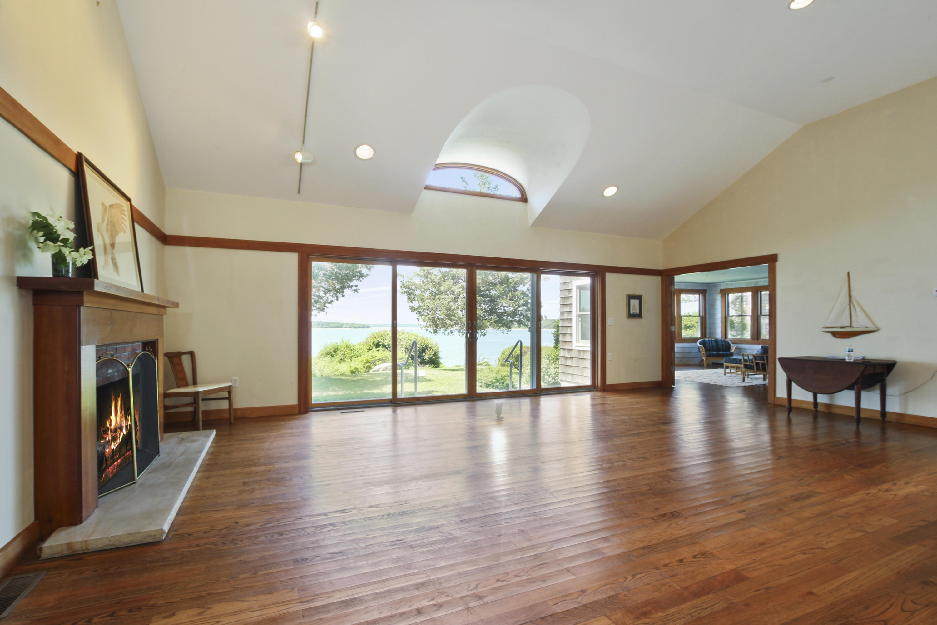 53 Bryant Point Road North Falmouth, MA 02556 - Photo 12 of 28 002-photo-living-room-7216262