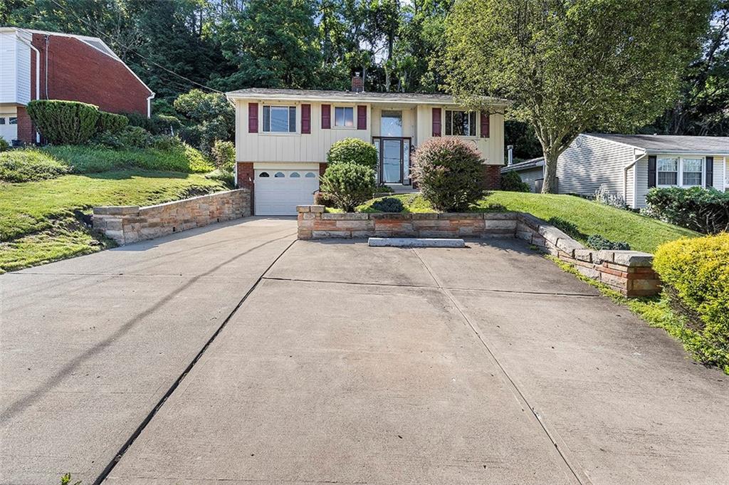 189 Parkedge Road Pittsburgh, PA 15220 - Photo 1 of 22 Gallery Image 1
