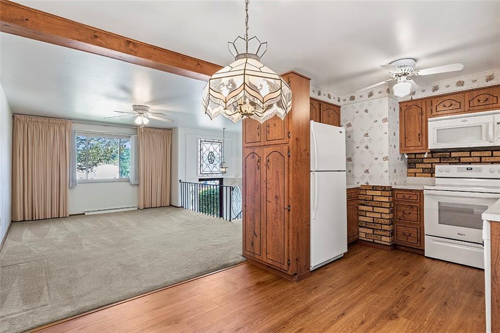 189 Parkedge Road Pittsburgh, PA 15220 - Photo 7 of 22 Gallery Image 7
