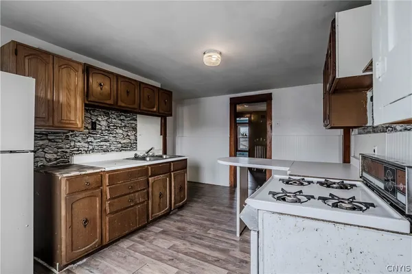 $299,999 | 471 Main Street, Whitestown, NY 13417