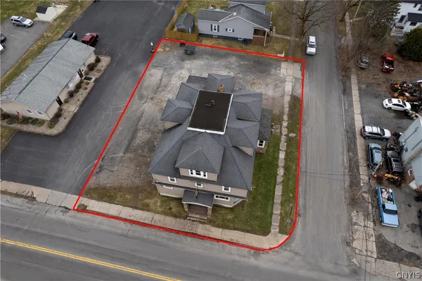 $299,999 | 471 Main Street, Whitestown, NY 13417