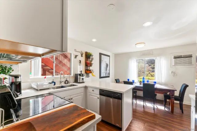 $540,000 | 5483 Adobe Falls Road, Unit 7, San Diego, CA 92120