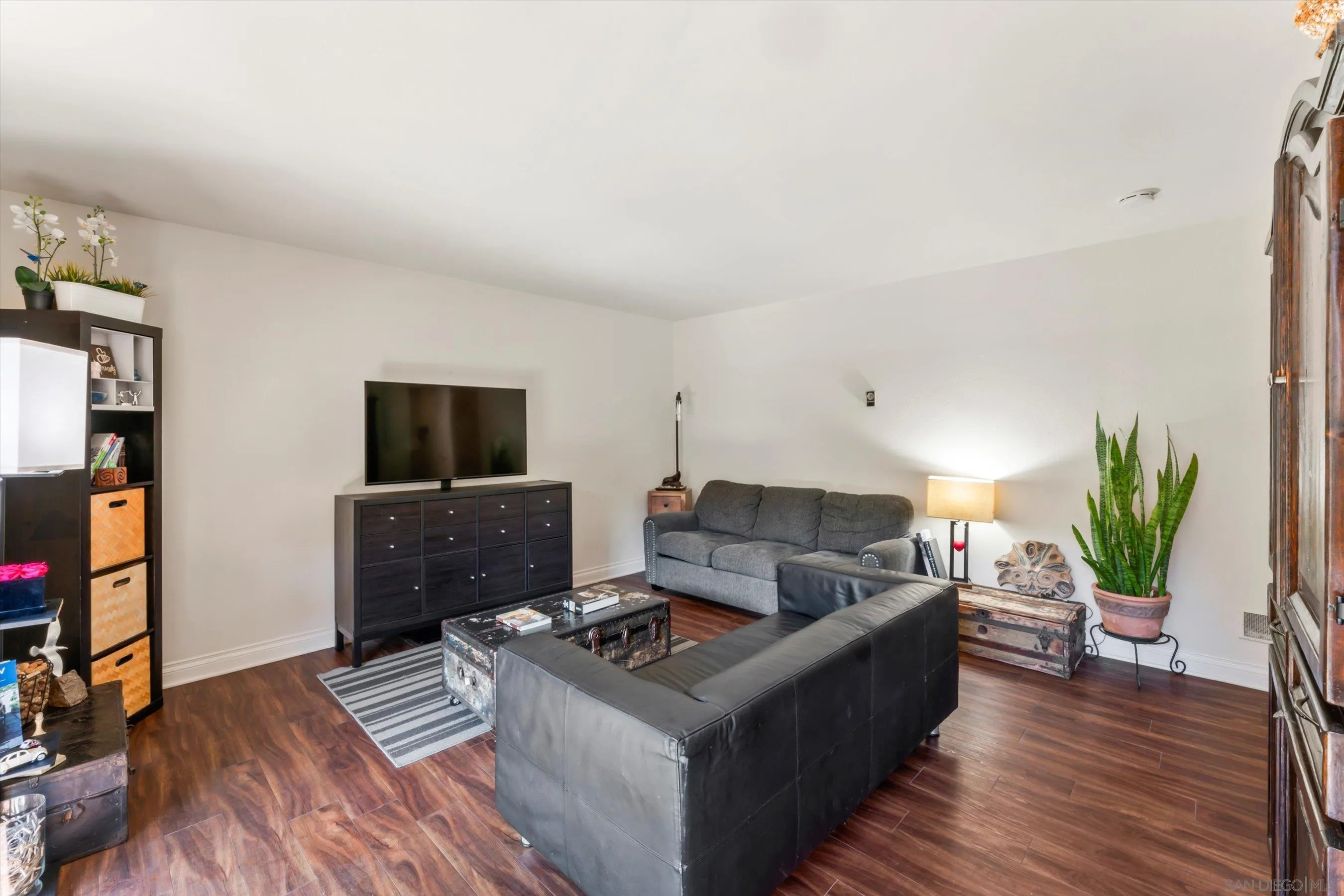 5483 Adobe Falls Road, Unit 7 San Diego, CA 92120 - Photo 10 of 33