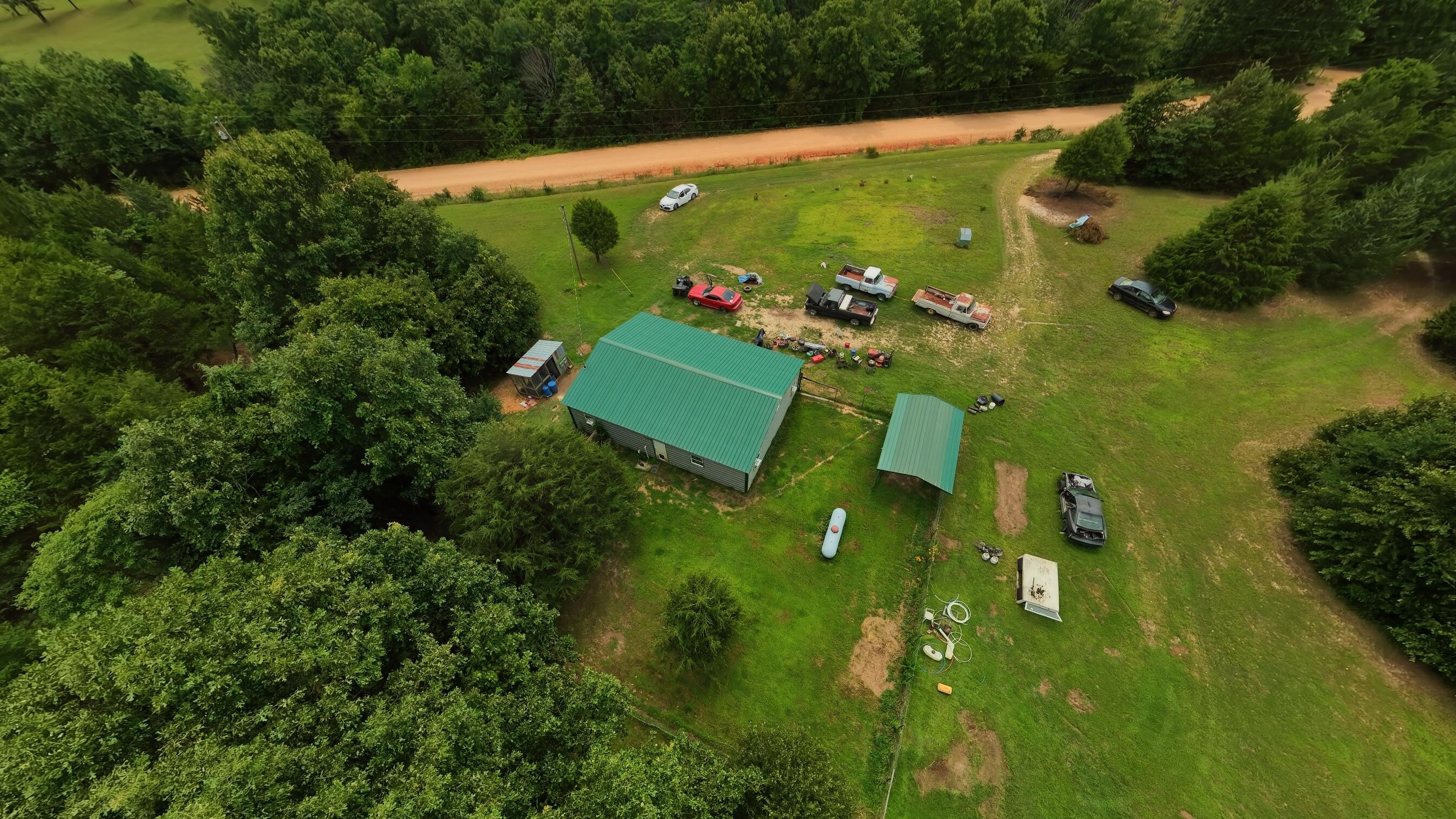 3261 North Camp Creek Road Mammoth Spring, AR 72554 - Photo 27 of 38 Home on a 12+ acre hobby farm033