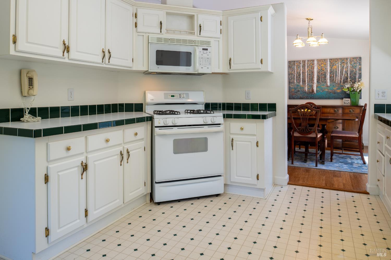 33416 Iversen Road Gualala, CA 95445 - Photo 25 of 50 Gallery Image 25
