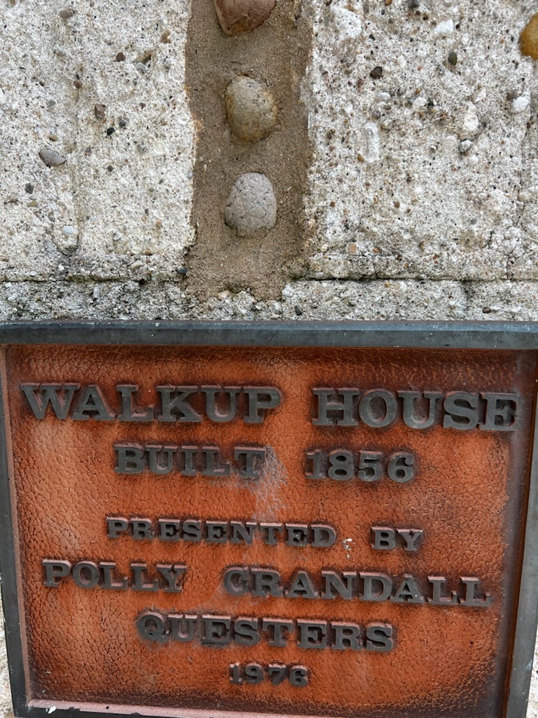 5215 Walkup Road Crystal Lake, IL 60012 - Photo 3 of 50