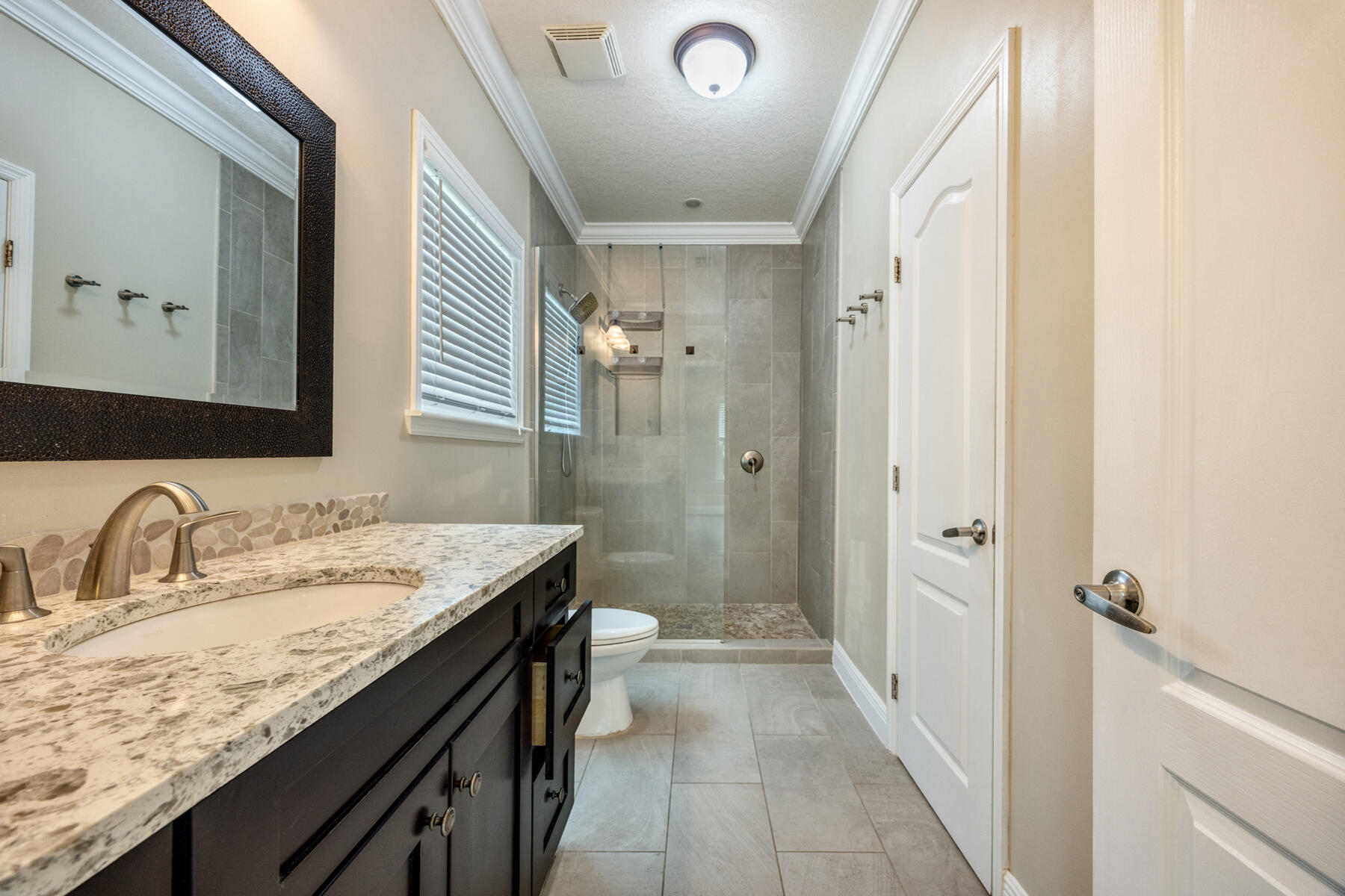 27024 Shannahan Road Summerland Key, FL 33042 - Photo 28 of 43 Primary bathroom